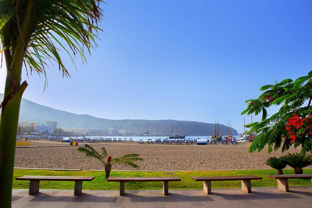 Serendipia Next To The Beach อาโรนา ภายนอก รูปภาพ